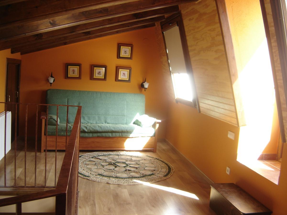 Hostal Casa Laure Y Mª Jose Аренс-де-Льедо Экстерьер фото